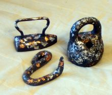 Гирька, утюжек и змейка