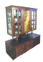 Сервант дубовый