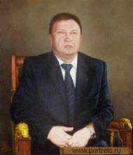 Мужской портрет в кресле с овнами. 60х70см. холст, масло, 2006год.