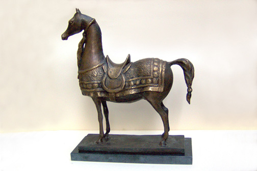 Восточная лошадь