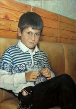 Портрет мальчика с подарком.