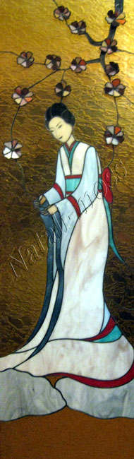 Художественный витраж. Гейша.