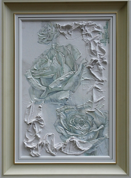 мал розы в бел раме