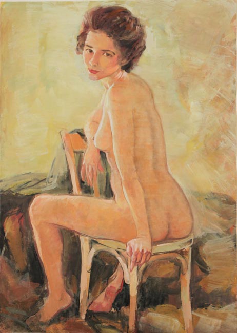 Девушка на стуле