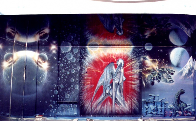 роспись стен и жалюзи в игровом зале