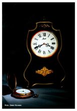 Старинные часы еще идут 