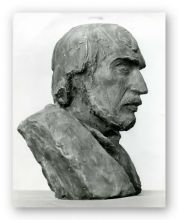 Скульптор  Михаил Салычев.