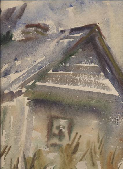 Фасад дома освещён