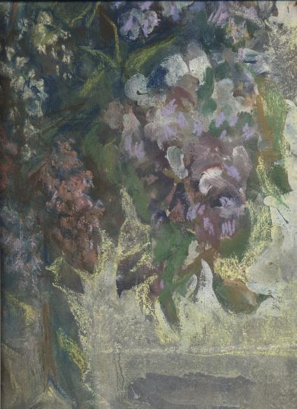 В вазе сирень ожила