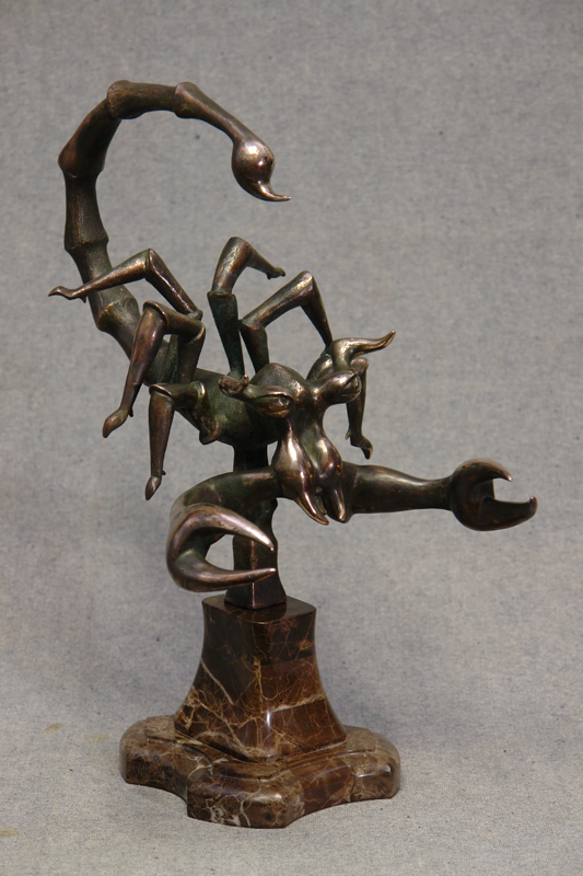 СКОРПИОН ПРАВО 