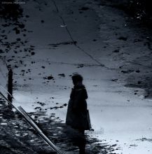 На трамвайной остановке