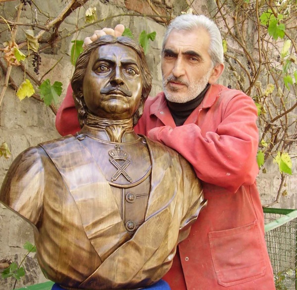 Тоноян Айк Айрапетович