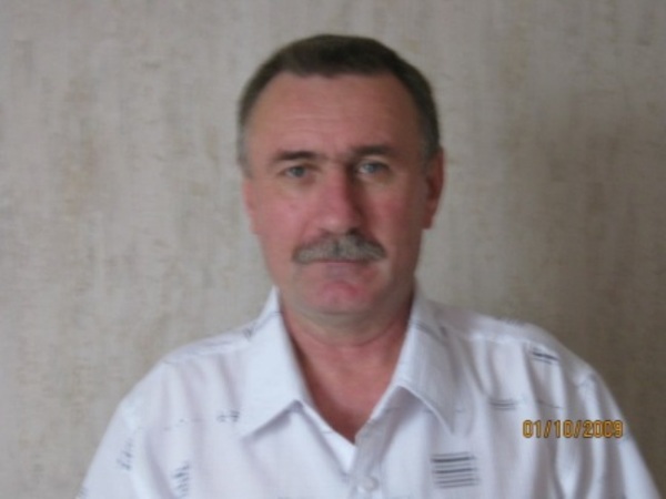 комаревцев владимир николаевич