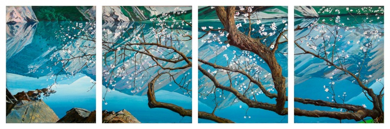 Абрикос над водой